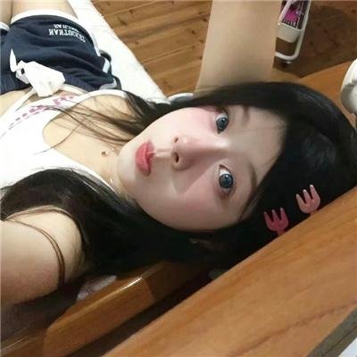 新月 高清封面